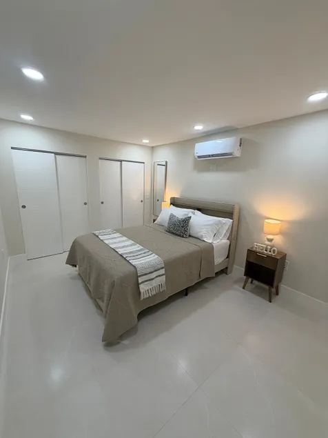 New Private Studio | Kitchen & Free Parking - Image 1