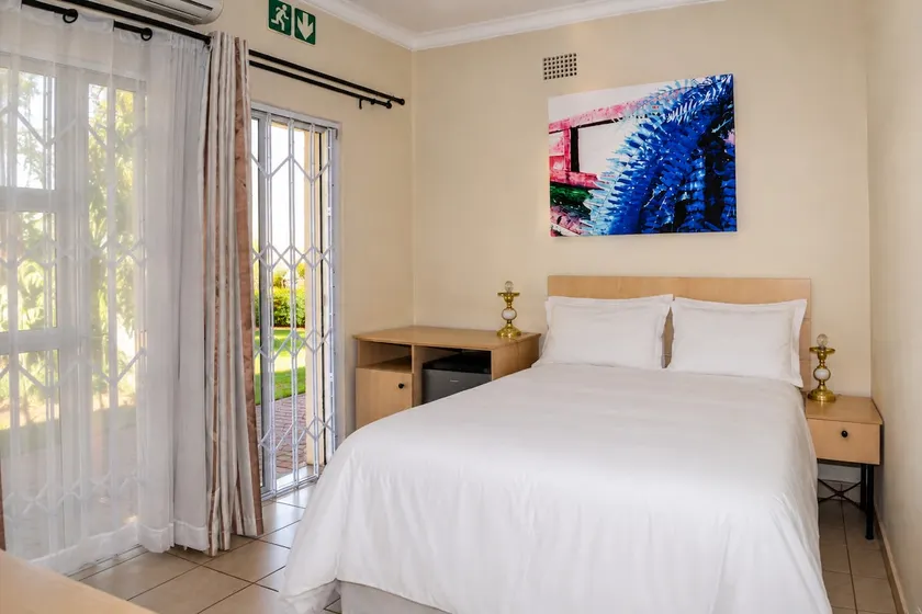 17 on 13th Guest House - Image 1