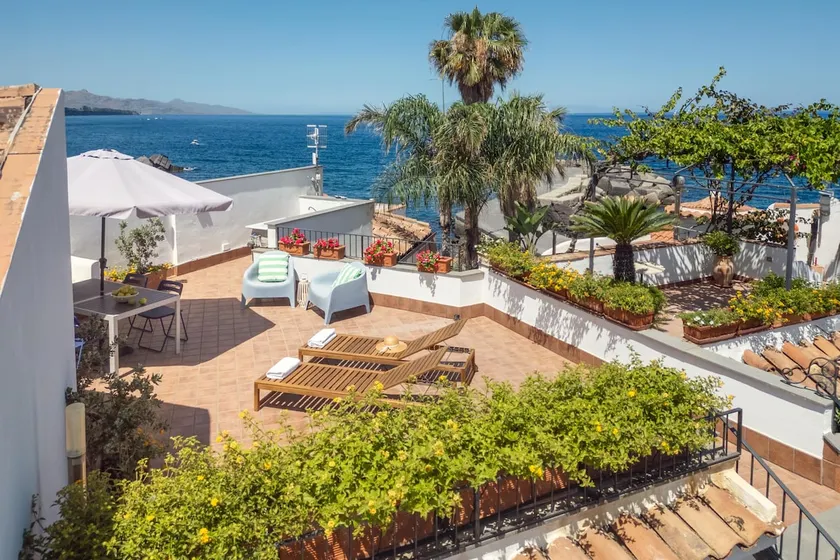 Maison récemment rénovée sur la mer - Maison juste restaurée sur la mer - Image 1