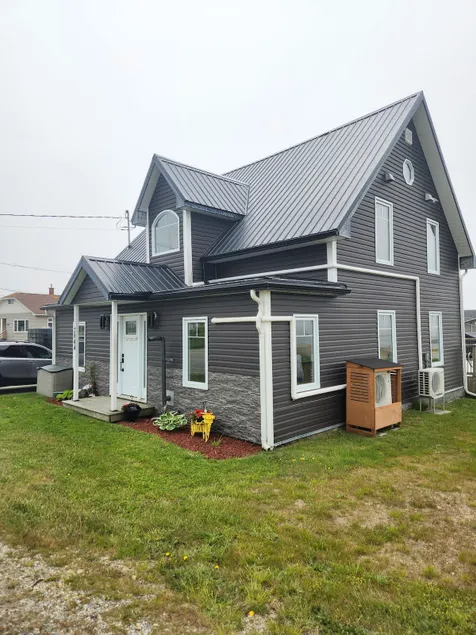 Beautiful Ocean Front Home Amazing views sunsets - Image 1