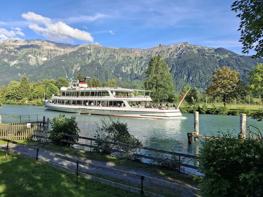 Aar Bella - Between the Aare and the mountains near Interlaken - Image 1