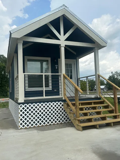 Bayou Bungalow at Morley Acres RV Park - Image 1