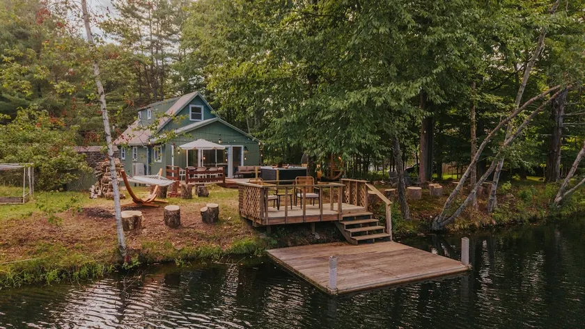 Lakefront, Hot Tub, Sauna, Firepit - Image 1
