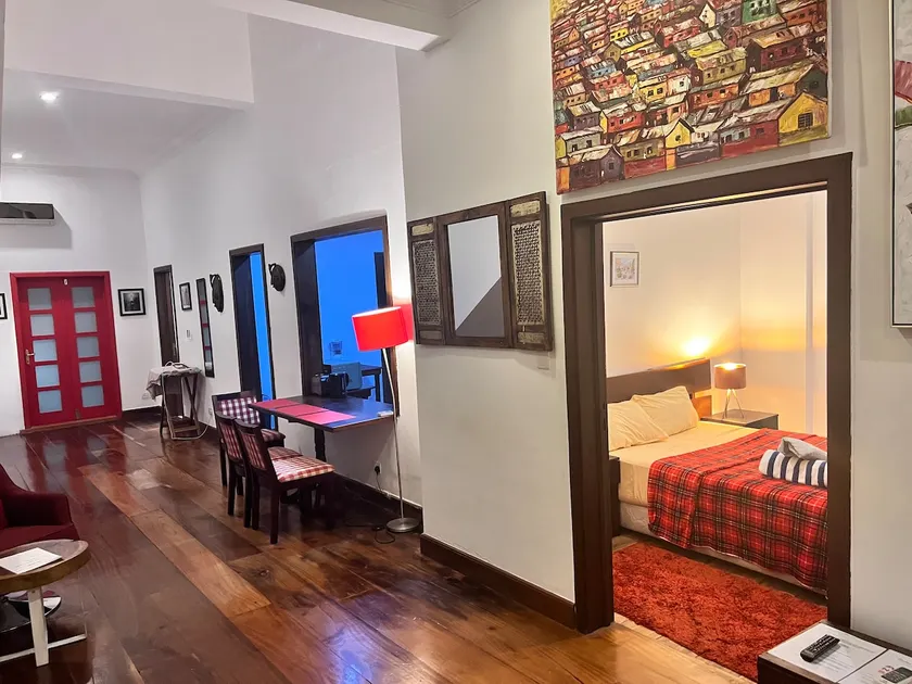 Urban Chic 1-Bed Flat Flat in Osu - Image 1