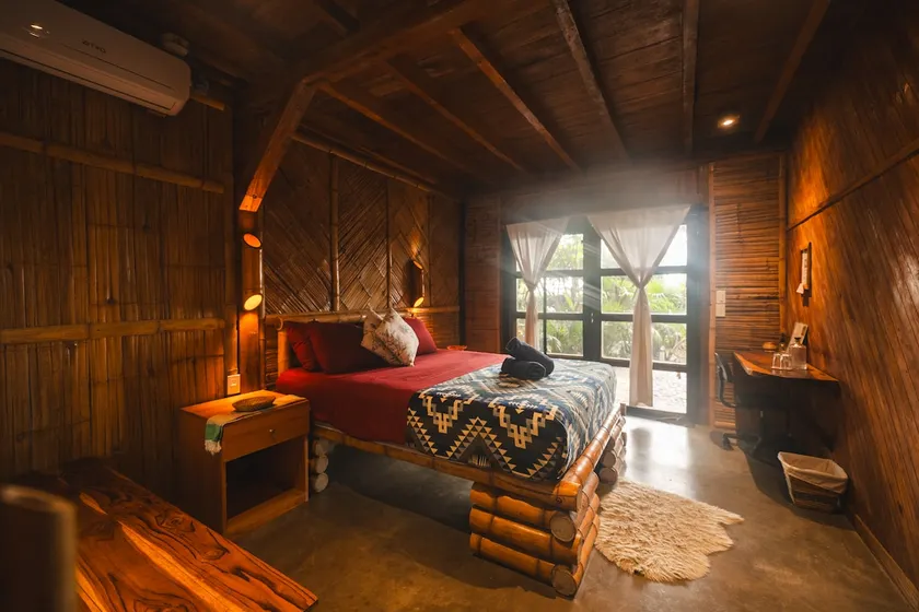 Vistamar Guest House - Image 1