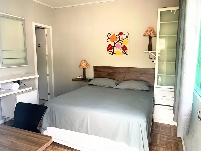 Cozy space, with private en-suite and kitchen - Image 1