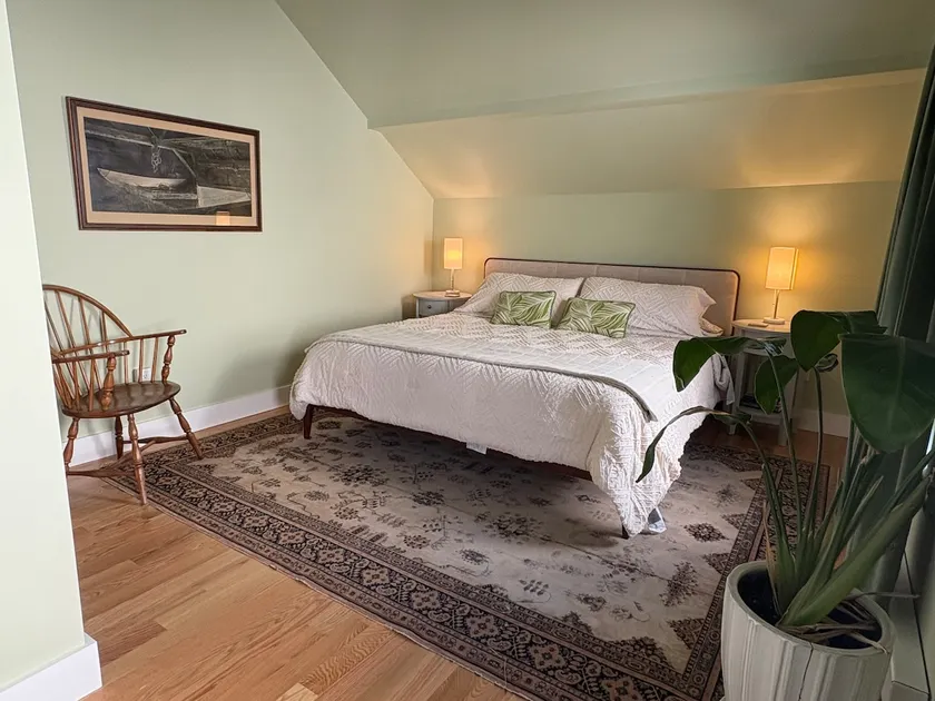 Quiet Retreat on Tate Street - Image 1