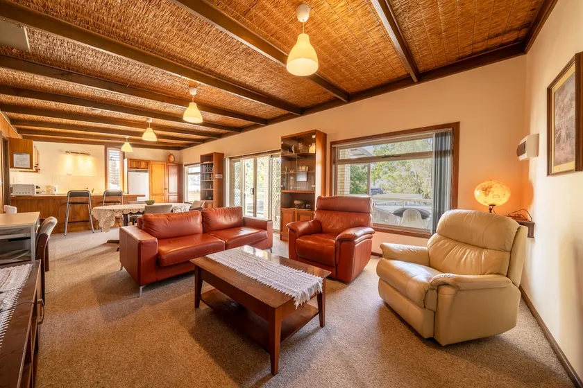 Thea & Robbie's place - Image 1