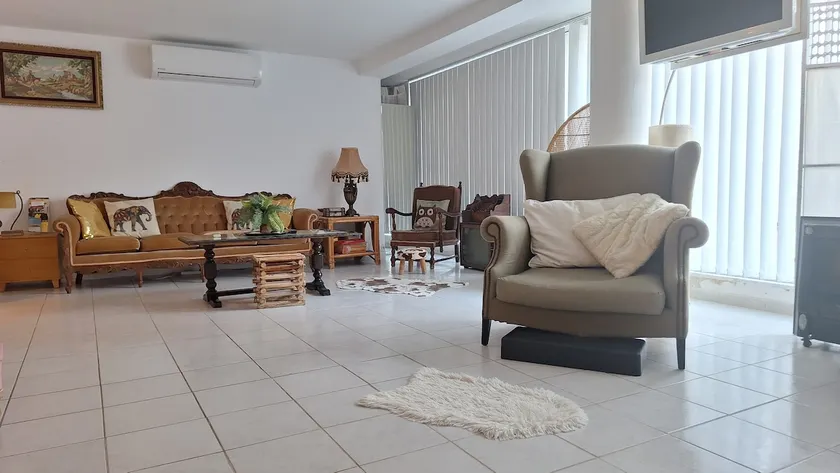 City Center Apartment - Image 1