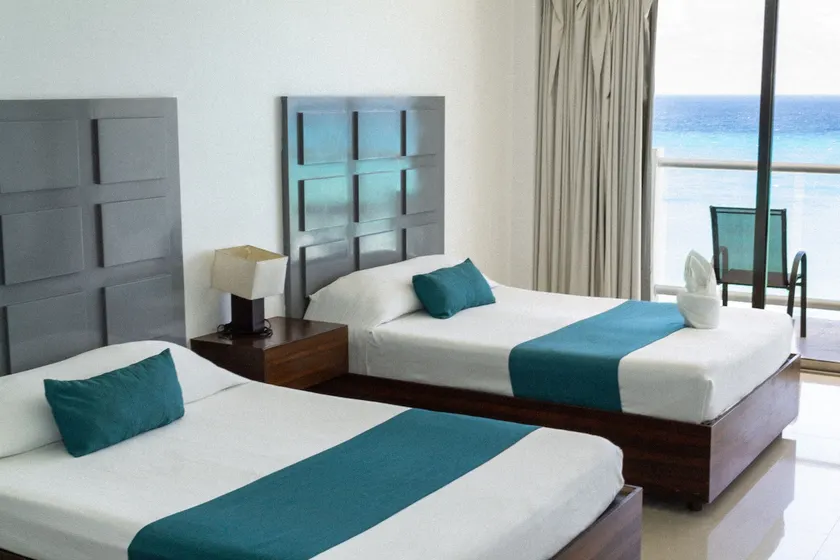 Beachfront Zenaida Studio, Oceanview - Image 1