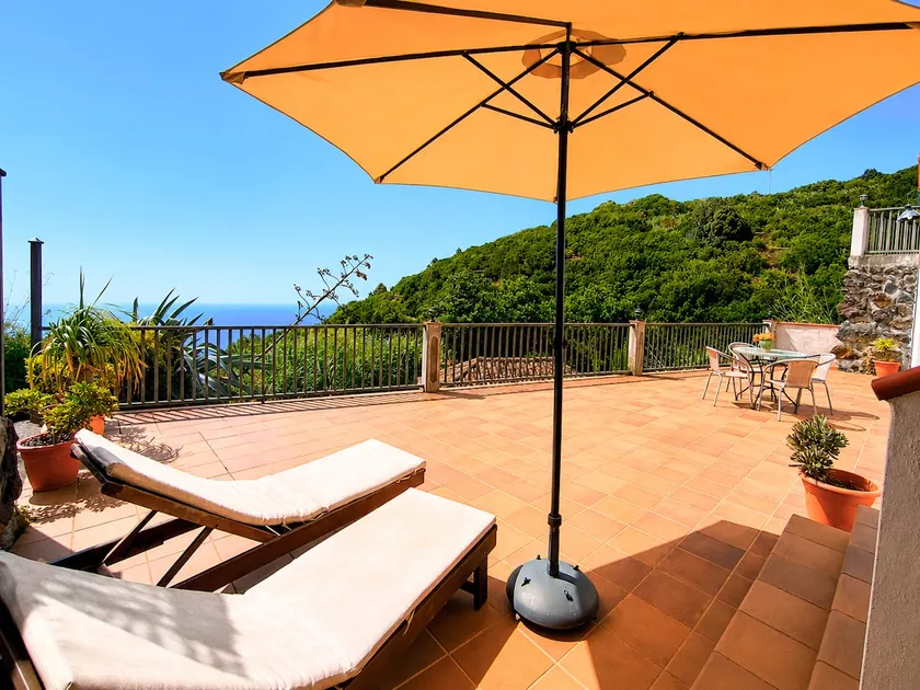 Casa Neólida in Puntallana, La Palma - Image 1