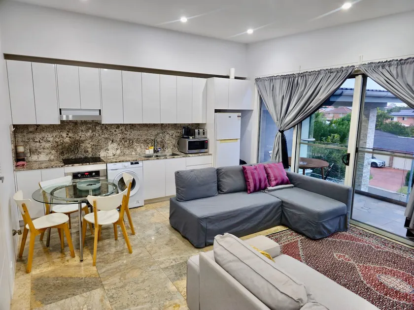 The Bella Nest - Bella Vista - Image 1