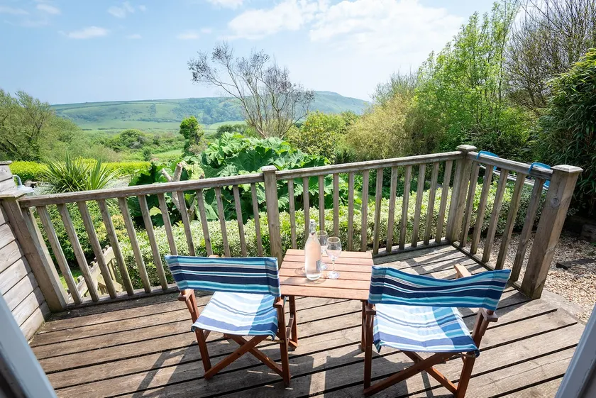 The Granary Annexe - Beautiful views out to sea. - Image 1