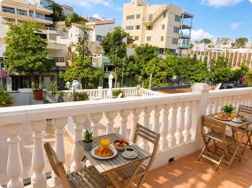 Villa next to the beach. In 2 minutes, the sea - Image 1