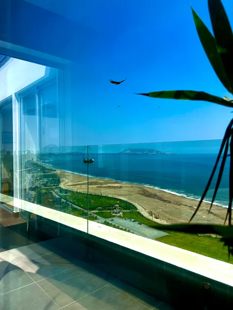Oceanfront penthouse with terrace and 180° view - Image 1