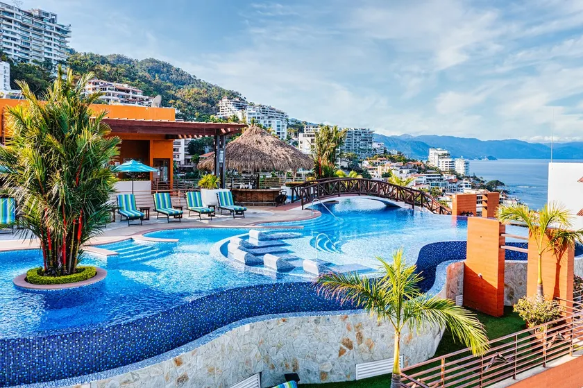3 bed 3 bath Ocean View ROYAL PENTHOUSE · RPH1 - Image 1