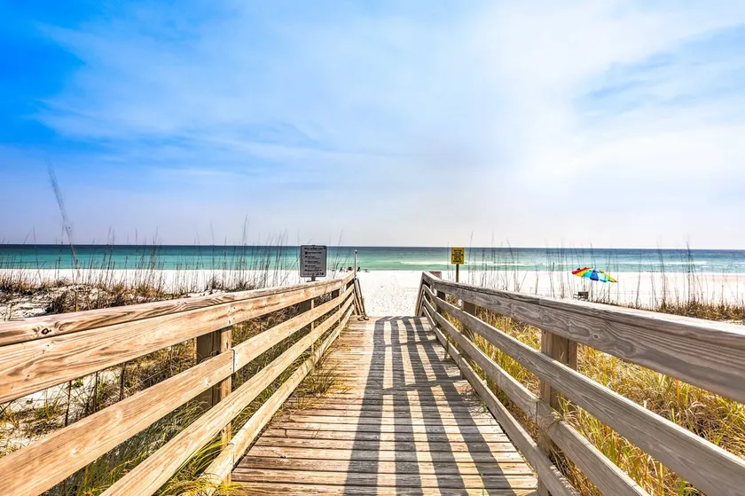 Sleek Pensacola Beach Condo: Patio, Walk to Beach - Image 1