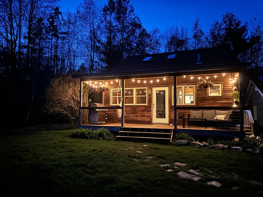 Cozy Cottage in the Woods - Image 1