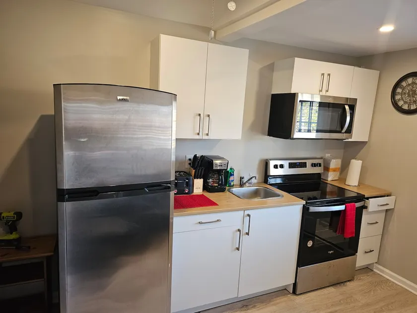 Modern Tiny Home Minutes from DC and Baltimore - Image 1