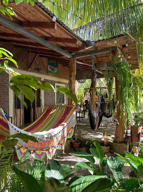 Isla Bonita House (King Bed) - Image 1