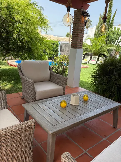 Paradise Garden And Pool - Image 1