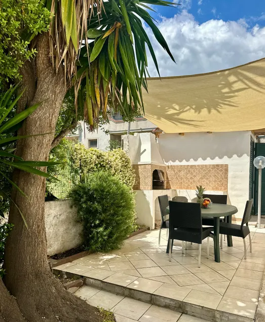 Private Garden & BBQ | Relax in La Caletta for 4 - Image 1