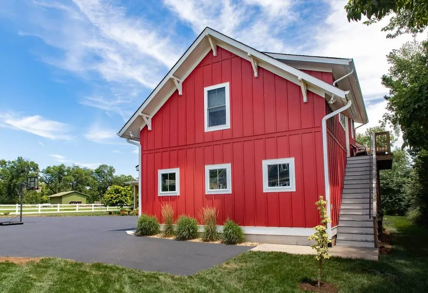 The Barn at Haden near Wineries and C'ville - Image 1