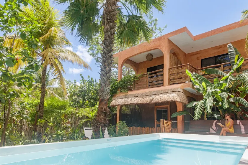 Unique house; private garden; 50 meters from the sea 🏝 - Image 1