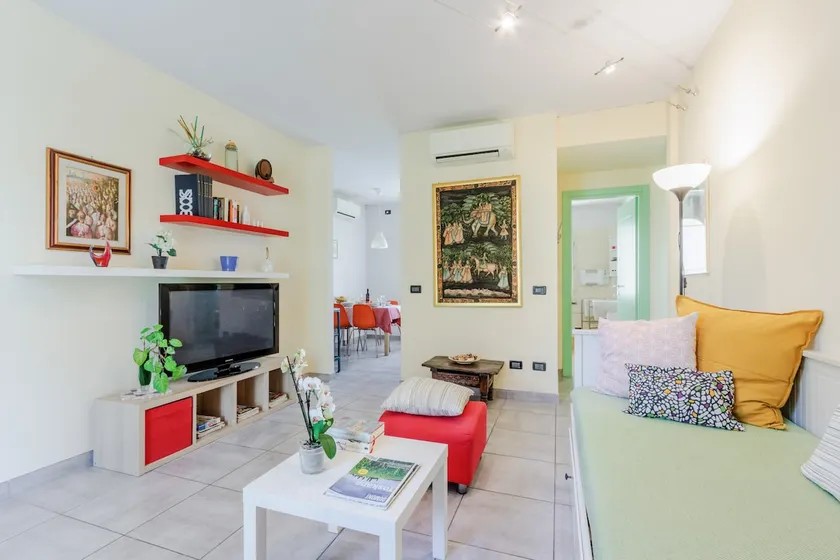 Villa Gabriella Appartamento \"Bleu\" CIN IT046017C2OLU6A38K - Image 1