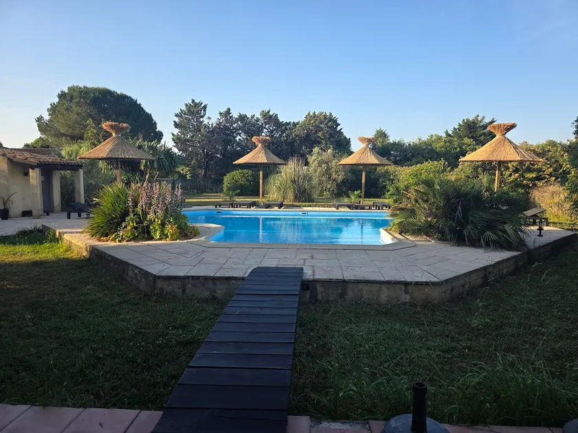 VILLA \"La Crau\" Pool mit Salz auf 2500m2 Garten - Image 1