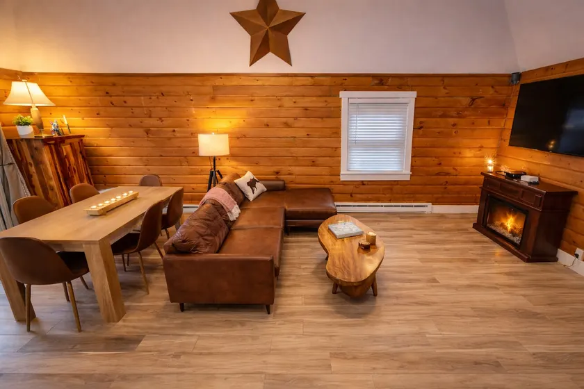 Retriever’s Retreat ~ High-Tech Log Cabin Oasis - Image 1