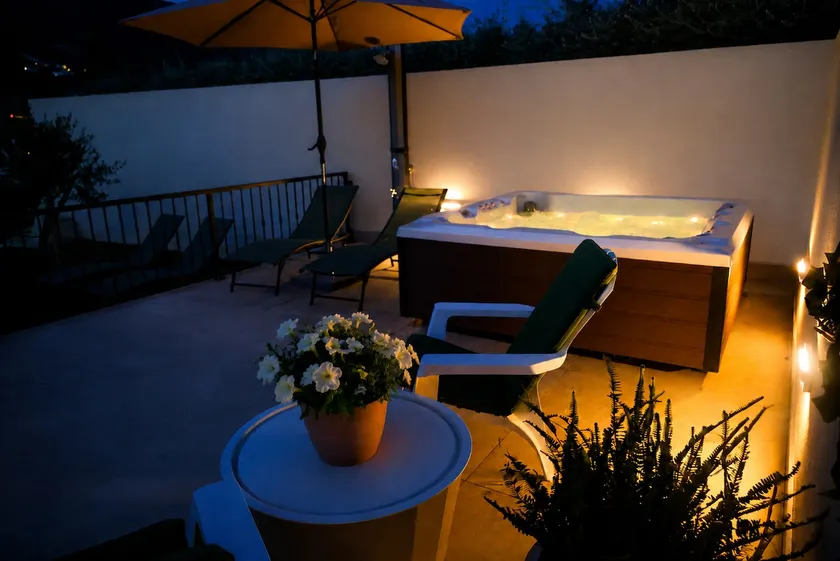 Pina Residence - Image 1