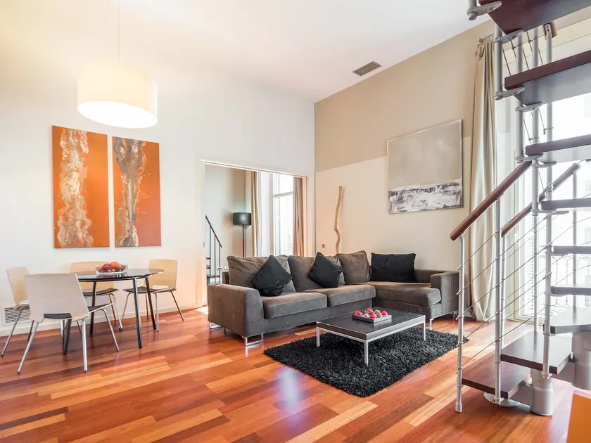536 - Exclusive Pl. Catalunya Lux Apartment - Image 1