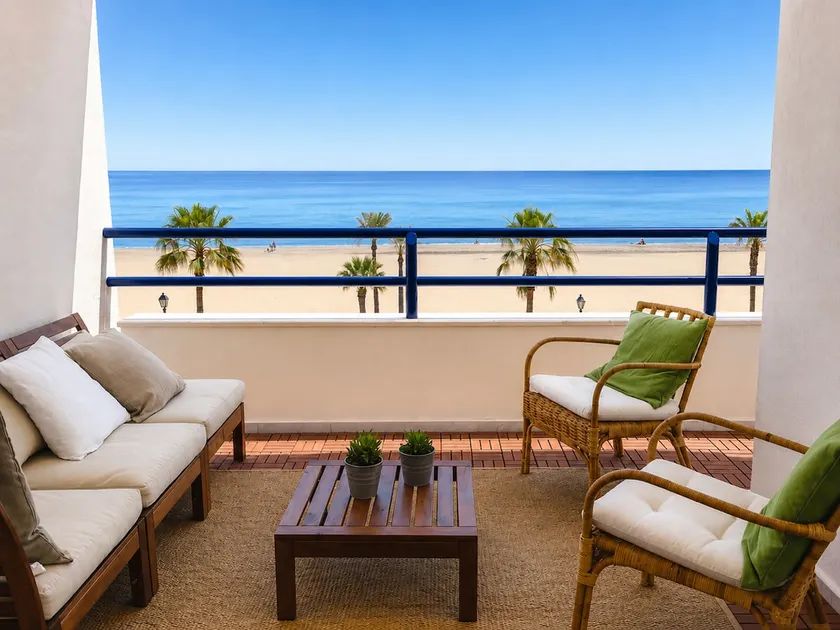 Olivia Apartment: an unforgettable view of the sea and beach - Image 1