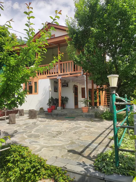 Ojas Wooden Cottages - Image 1