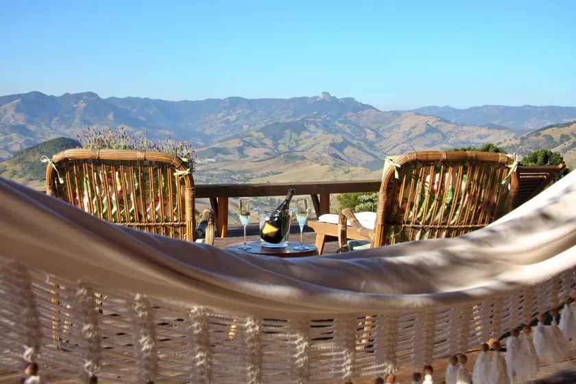 Alto da Serra, with Professional Kitchen and View Check-in 09:00 - Check-out 22:00 - Image 1