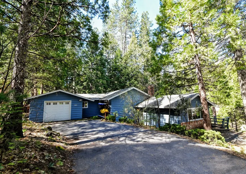 Casa Cazadores - Lake Access, Pet Friendly - Image 1