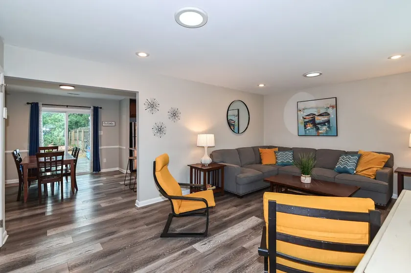 3 bedroom 3 bathroom beach house pets welcome - Image 1