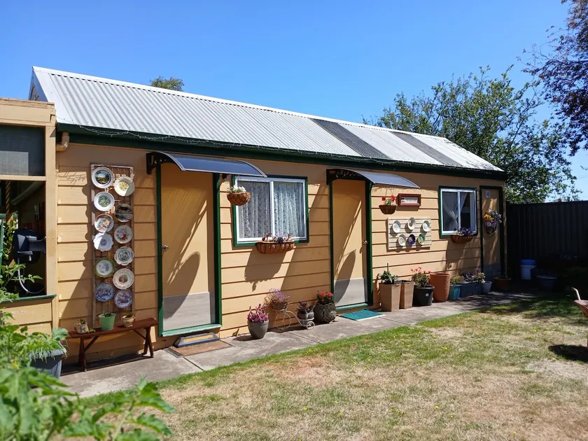 Romantic and quiet vacation home, hospitable host and hostess, welcome friends from all over the world. - Image 1