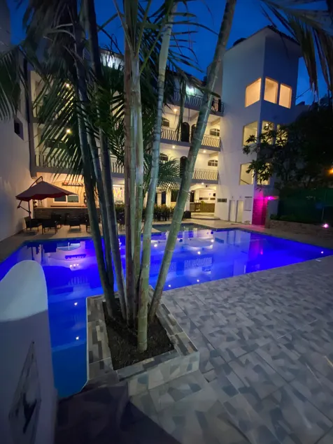 Suite Familiar 202 - Image 1