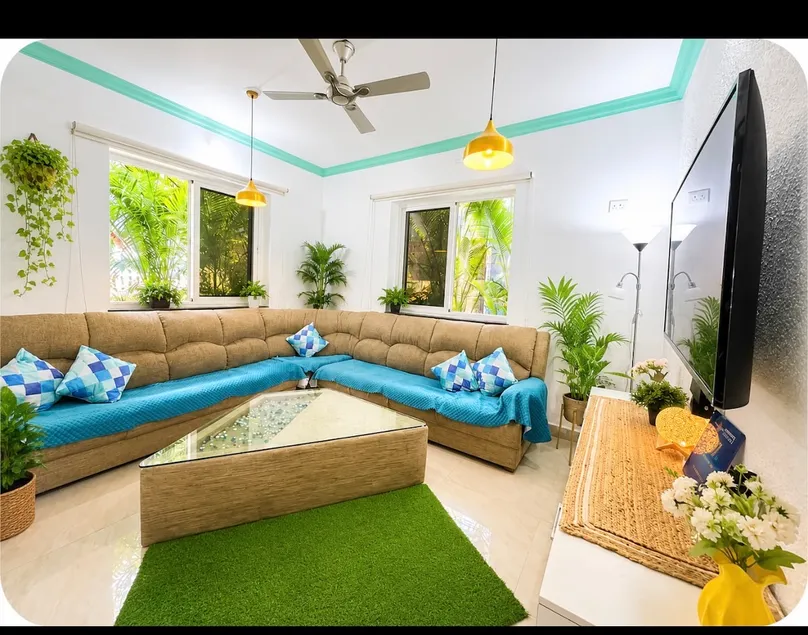 A 4 bedroom villa with a breathtaking outdoor space - Image 1
