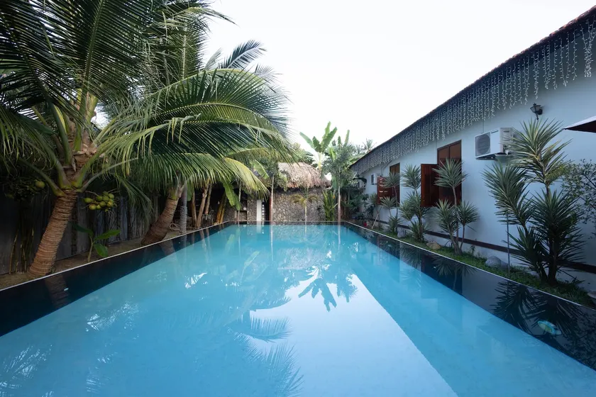 Entire private 4-bedroom villa with private pool - Image 1