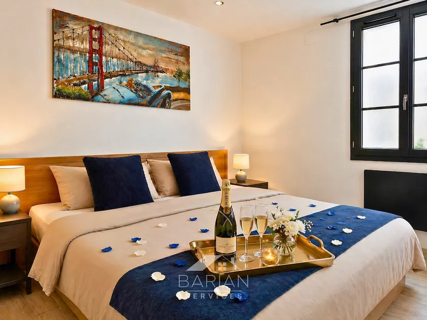 ”Transbordeur” air-conditioned house in the city center 3* - Image 1