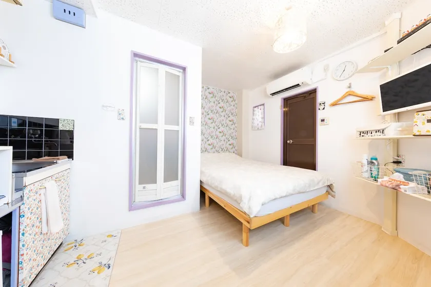 Lovely Shiny Japanese studio room - Image 1