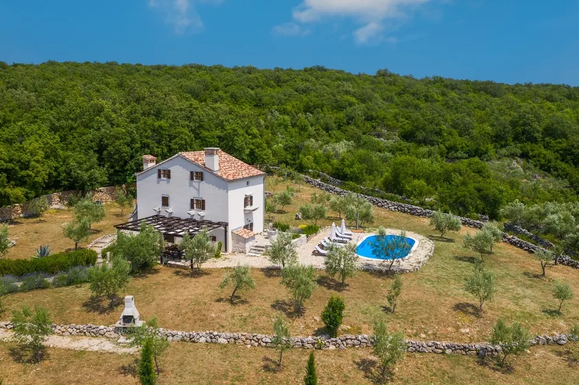 Holiday house Harmonie, pool and large garden - Image 1