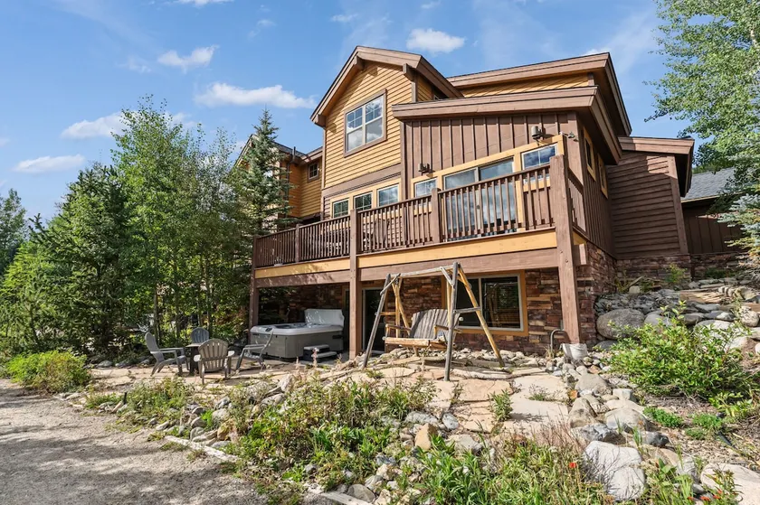 Creekside Home - Great Location & Private Hot Tub! - Image 1