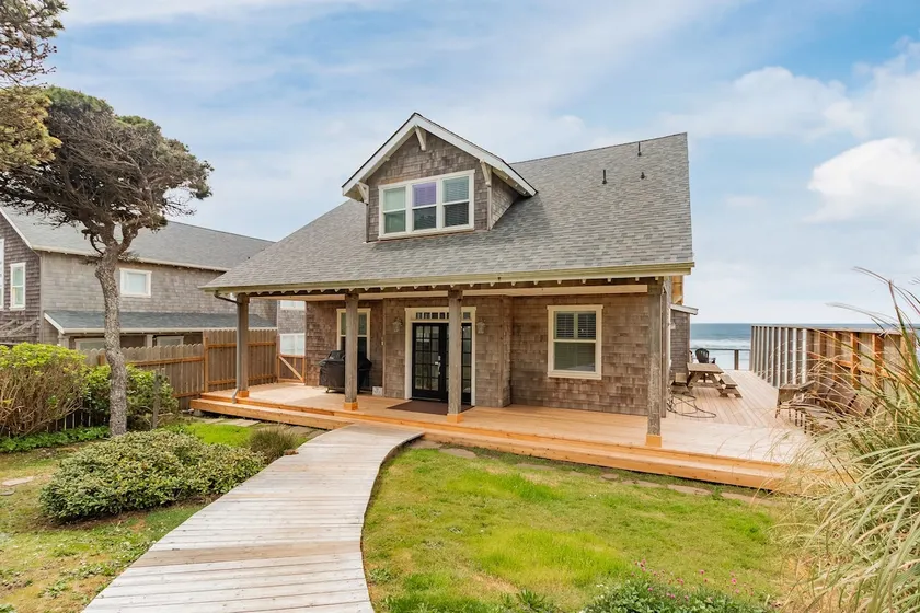 Ocean Front-Luxury-Bella Beach Home-High End Items - Image 1