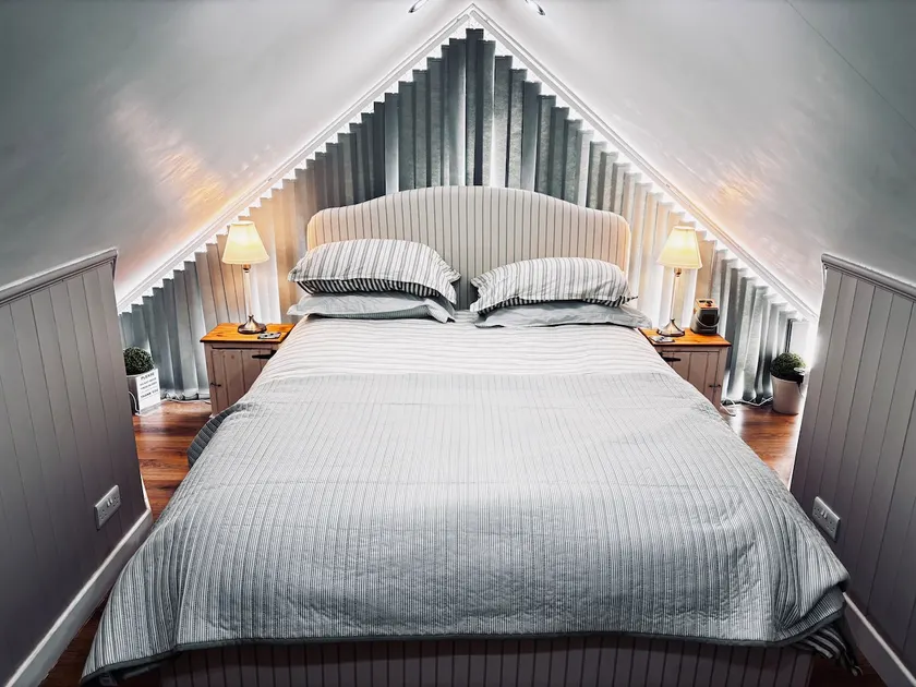 Lovely modern detached studio annexe-Free Parking - Image 1