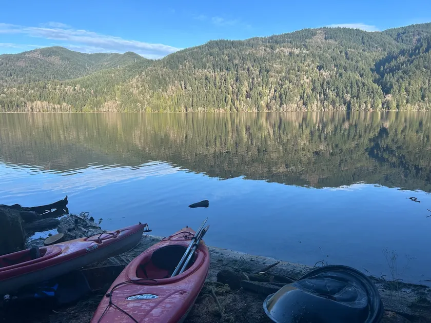 Kayaks, SUPs, Hot Tub and Sauna on the Deck - Image 1