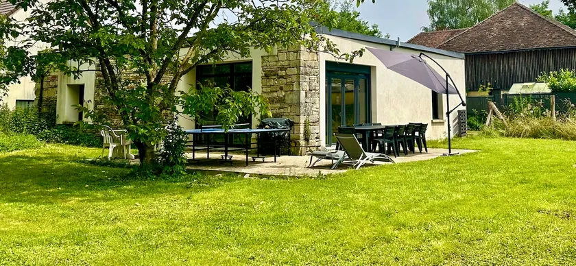 Quiet 4 bedroom house near the lake and Troyes - Image 1